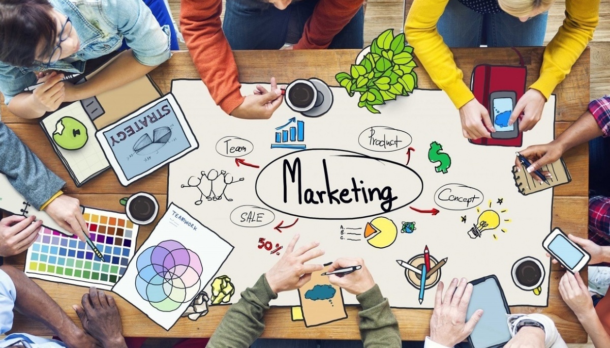 Sau nhiều năm làm CEO, ông Hoàng Nam Tiến chỉ thẳng cơ hội việc làm của ngành Marketing: 5 năm tới mức lương có như kỳ vọng?