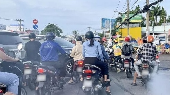 Quy định mới tác động đến hàng triệu người sở hữu ô tô, xe máy: TP.HCM ấn định thời điểm bắt đầu, quyết tâm phải thực hiện được