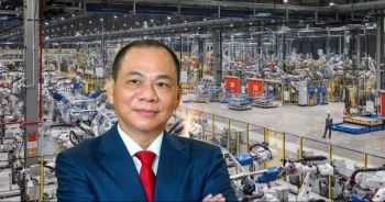Tỷ phú Phạm Nhật Vượng ra mắt mẫu robot 'Made in Vietnam' đầu tiên, quyết khai phá thị trường 7.000 tỷ USD