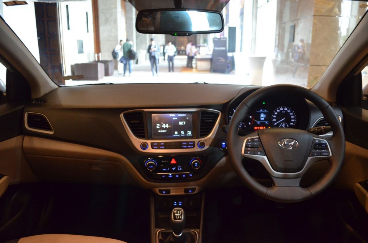 Hyundai Accent có phiên bản mới giả chưa đến 300 triệu đồng, ‘tất tay’ với Toyota Vios, Hyundai i10 không có cửa cạnh tranh