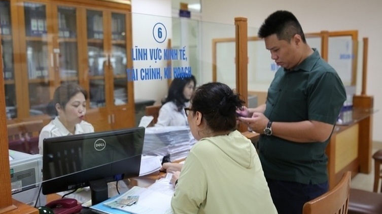 Quy định mới nhất về tiền lương, phụ cấp đối với cán bộ, công chức từ tỉnh, huyện về cấp xã mới công tác