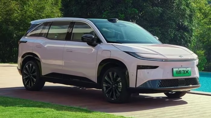 Toyota ra mắt mẫu SUV đẹp nhưng giá chỉ 365 triệu đồng: Sở hữu công nghệ hiện đại, trong 1 tiếng đã có 10.000 người đặt cọc