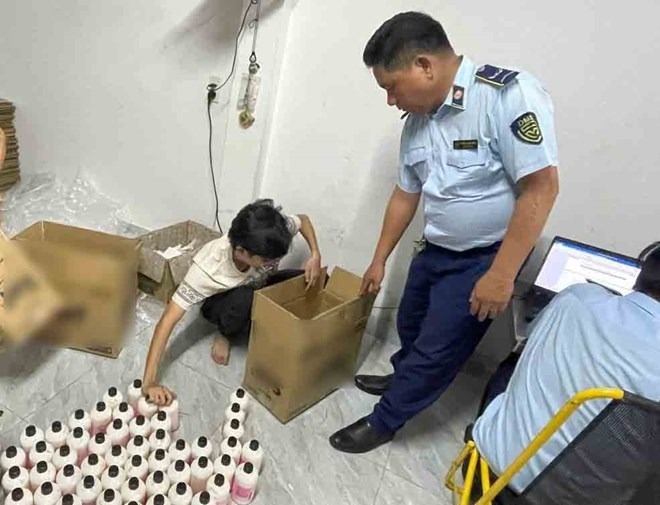 TP. HCM siết chặt kiểm tra hàng hóa, nếu phát hiện hàng giả, gọi ngay SĐT này của Sở Y tế