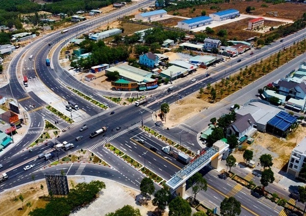 Tranh thủ 90 ngày hoãn thuế, ‘thủ phủ công nghiệp’ phía Nam xuất siêu 4,27 tỷ USD trong 5 tháng