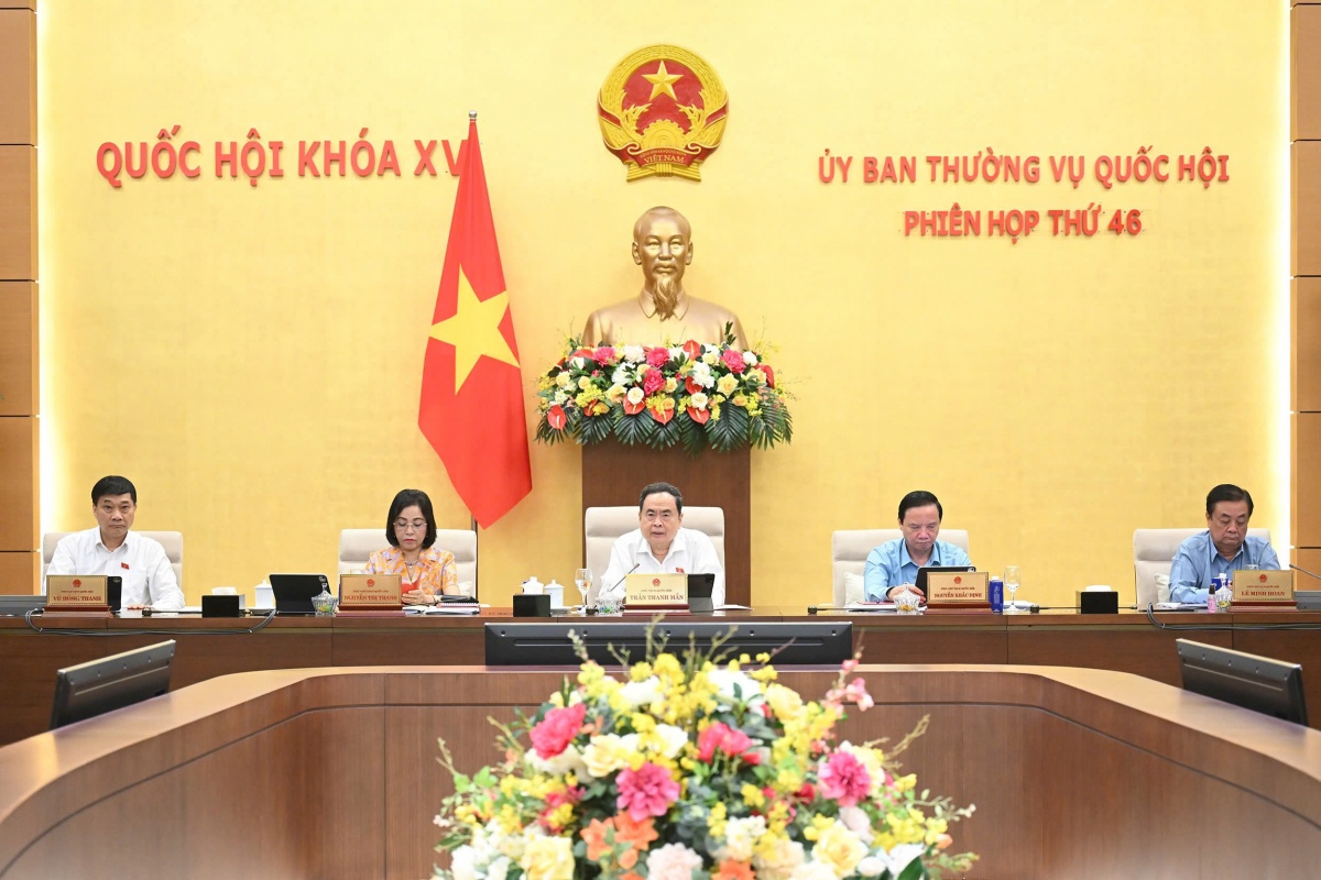 Không cấm dạy thêm, học thêm, nhưng giáo viên bắt buộc phải tuân thủ điều này