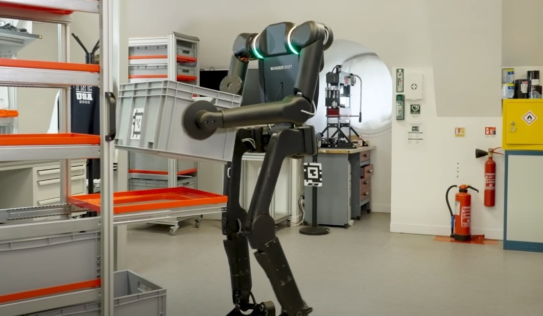 Pháp trình làng robot siêu linh hoạt: Không đầu, 10 ngón tay ‘đa năng’, chế tạo chỉ 40 ngày