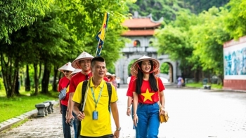 Ngành học trong năm 2025 cần tới 5,5 triệu lao động, đang là sinh viên cũng kiếm tiền: Ra trường đi làm thu nhập chạm ngưỡng 50 triệu/ tháng