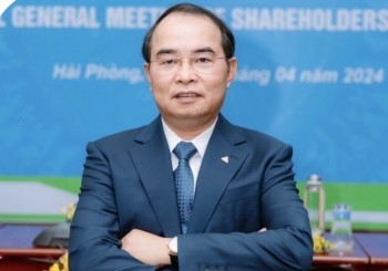 Cổ phiếu giảm sàn 5 phiên liên tiếp sau khi Chủ tịch bị khởi tố, doanh nghiệp lên tiếng
