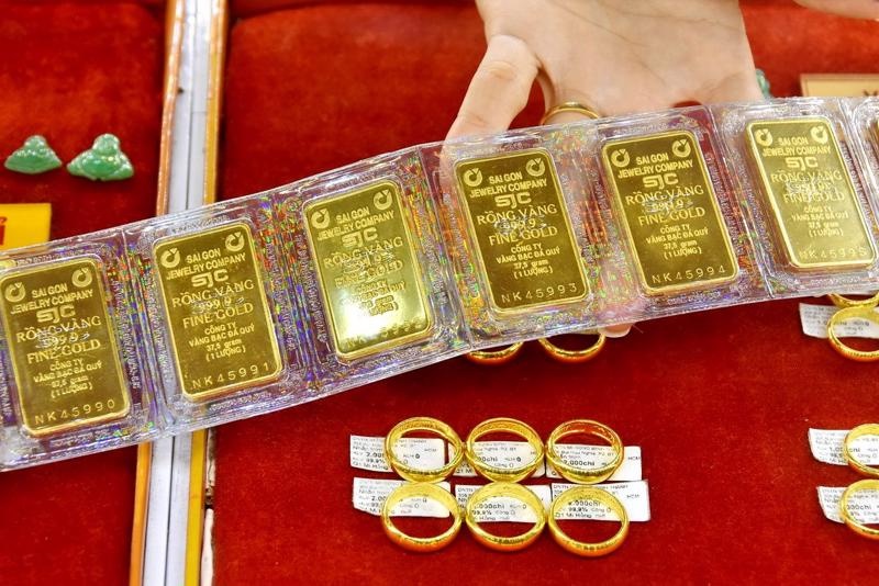 Doanh nghiệp muốn nhập khẩu vàng phải có vốn điều lệ 1.000 tỷ trở lên