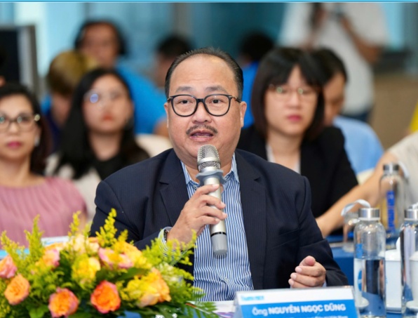 'Có lãnh đạo sàn từng nói với tôi, nếu thanh tra gắt quá, thì sàn của em chỉ còn lại 2% hàng thật'