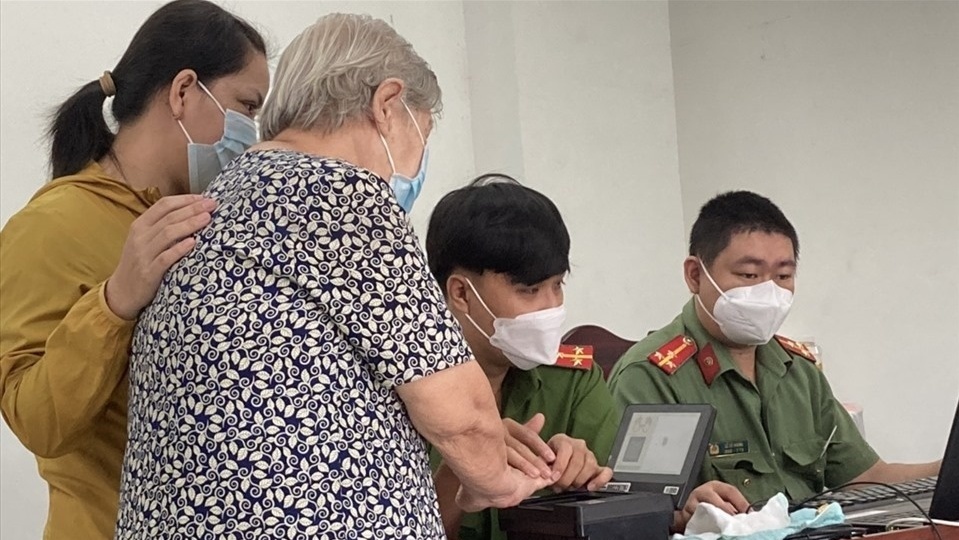 Người sinh đúng 3 năm này đi làm CCCD từ nay đến cuối 2025 được 'đặc quyền trọn đời'