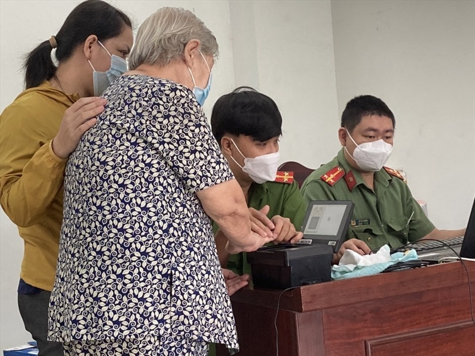 Người sinh đúng 3 năm này đi làm CCCD từ nay đến cuối 2025 được 'đặc quyền trọn đời'