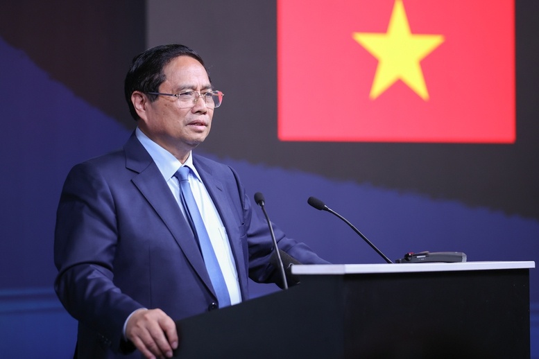 Thủ tướng: Từ 1/7, tình trạng phiền hà, sách nhiễu, kéo dài việc cấp phép cho nhà đầu tư sẽ không còn nữa
