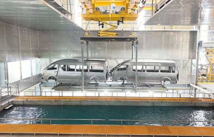 Hãng xe Việt Kim Long Motor vừa đưa vào vận hành nhà máy sơn xe hiện đại bậc nhất Đông Nam Á