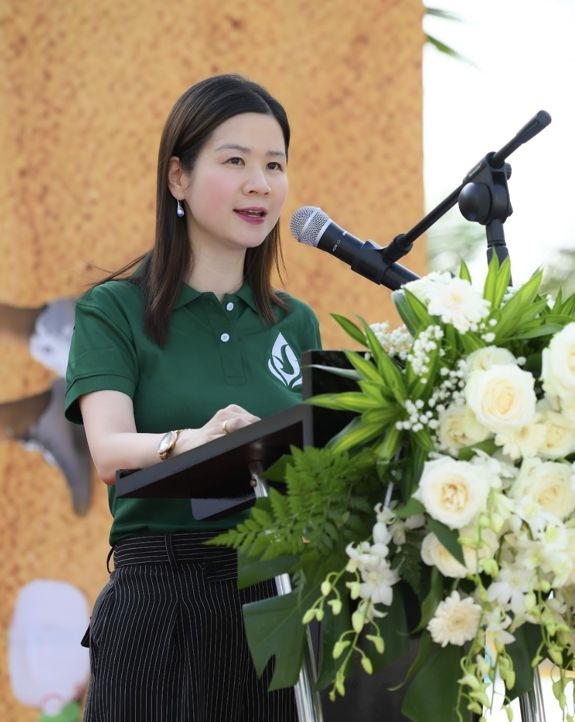 Gần 10.000 người vingroup và tình nguyện viên ra quân làm sạch bờ biển tại 28 tỉnh, thành phố