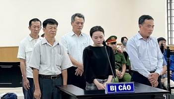Vụ Vietcombank bị lừa hơn 600 tỷ đồng: 5 cán bộ ký xác nhận hồ sơ khống, 'tạo điều kiện' giải ngân hơn 3.100 tỷ cho nhóm của Lưu Bách Thảo