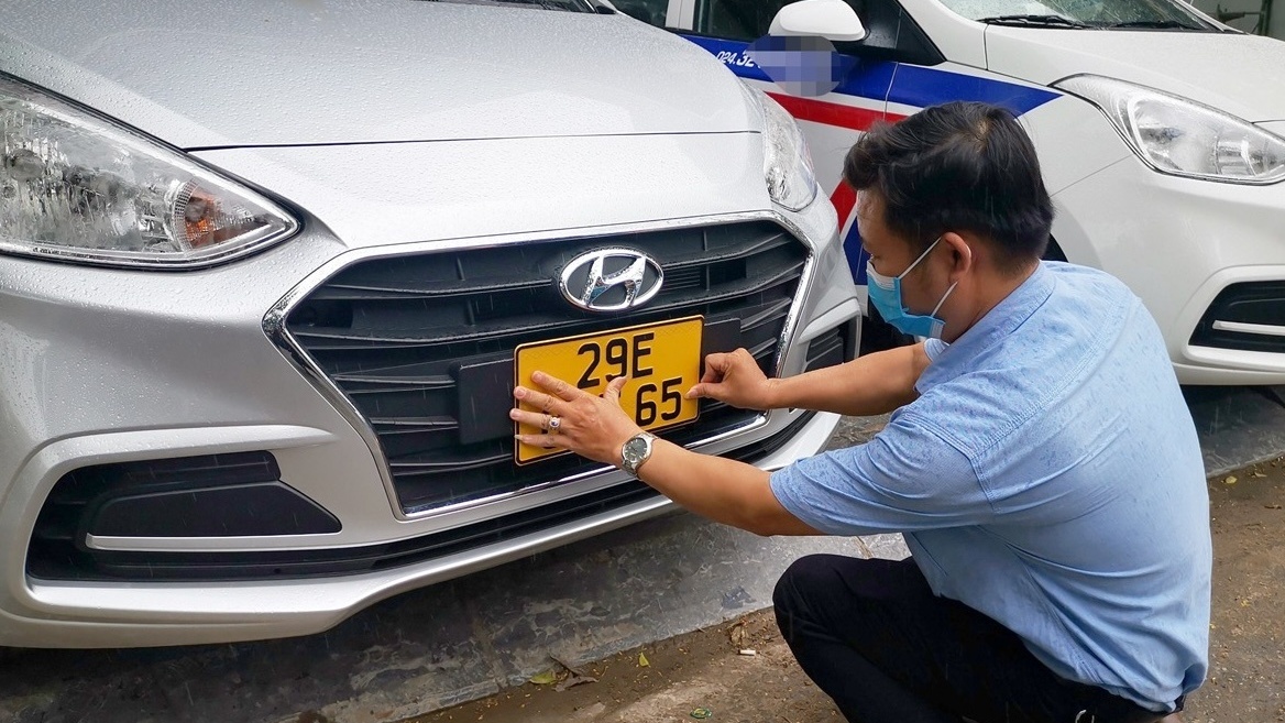 Sau sáp nhập, trường hợp người dân phải thực hiện thủ tục đổi chứng nhận đăng ký xe, nên biết để thực hiện ngay