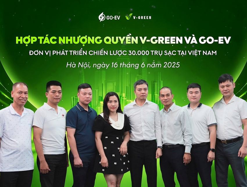 Công ty của tỷ phú Phạm Nhật Vượng đón khách sộp, 'chốt deal' nhượng quyền 30.000 trạm sạc VinFast trên toàn quốc
