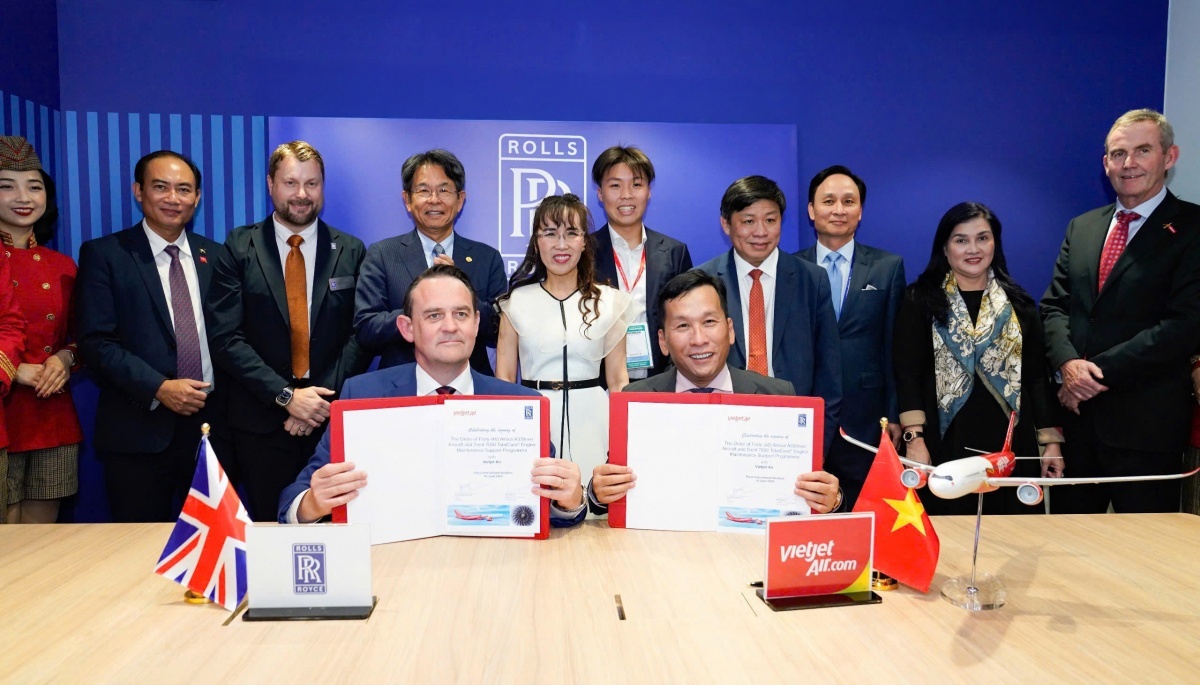 Vietjet ký đơn hàng mới 40 động cơ Trent 7000 với Rolls-Royce