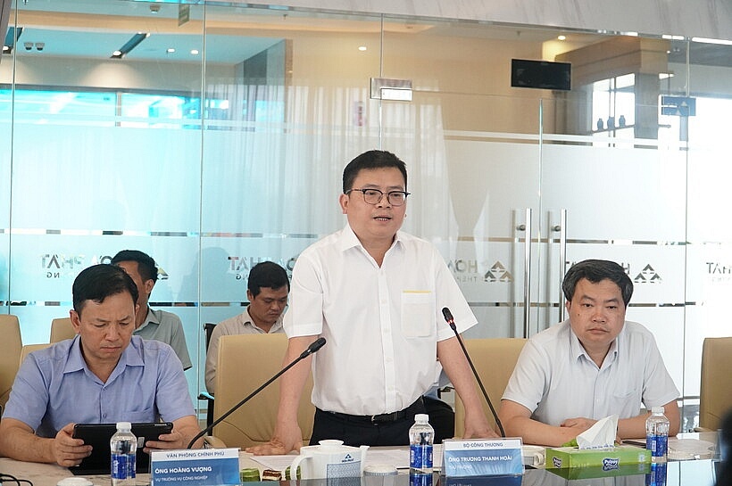 Làm việc với Bộ Công Thương, Hòa Phát (HPG) ấn định thời điểm ra lò thanh ray đường sắt đầu tiên