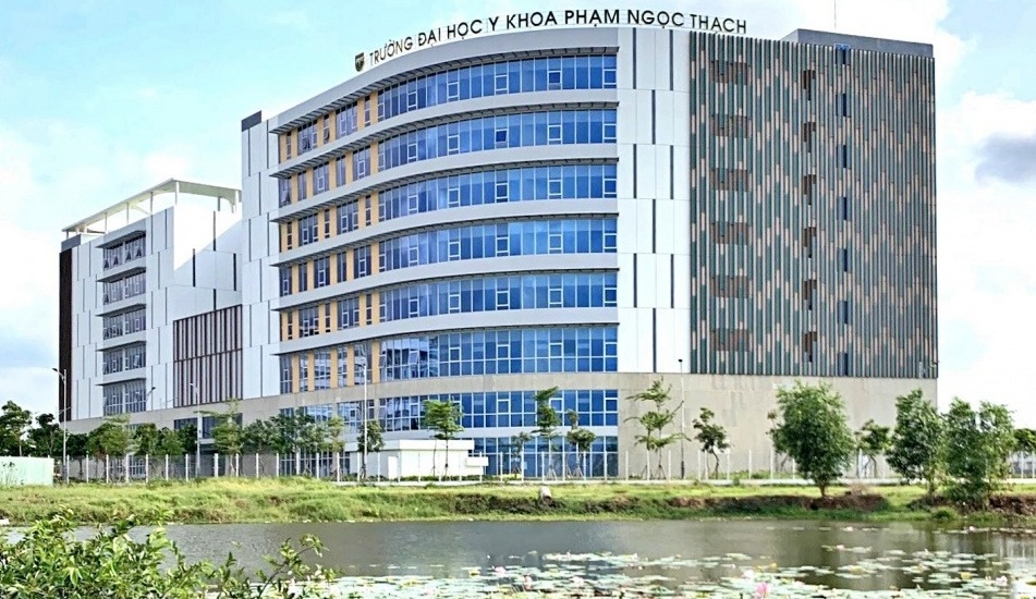 Trường Đại học đào tạo ngành Y hàng đầu ở phía Nam tăng 300 chỉ tiêu tuyển sinh, lần đầu xét tuyển môn tiếng Anh