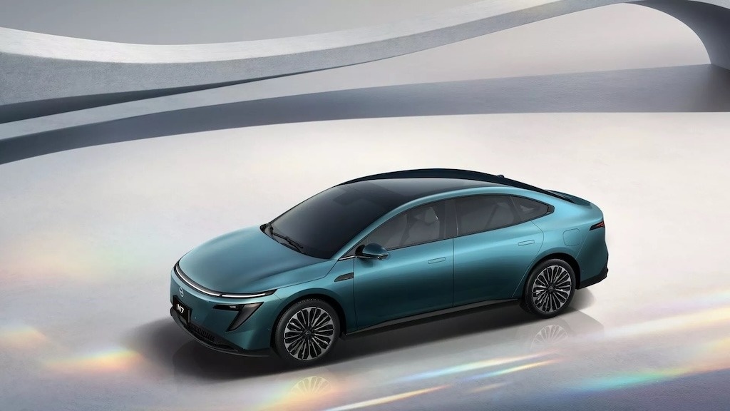 Mẫu sedan điện của Nhật 'gây nghiện' tại Trung Quốc, hơn một nửa khách chốt đơn bản cao cấp nhất