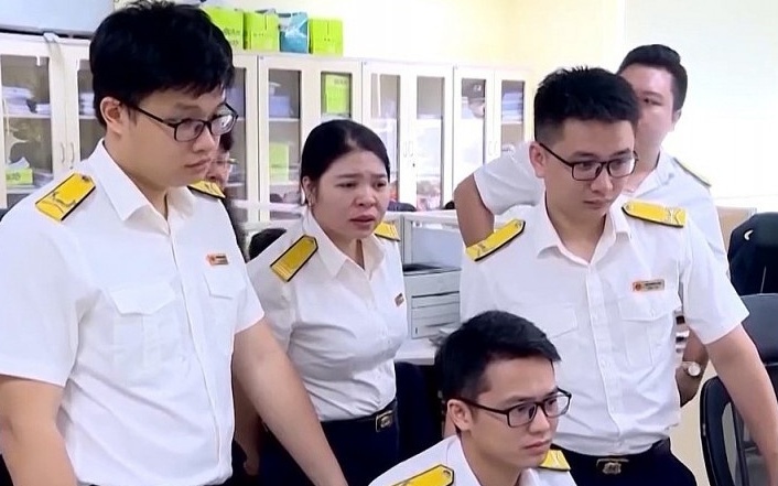 Cơ quan thuế được kiểm tra tài khoản ngân hàng của hộ, cá nhân kinh doanh?