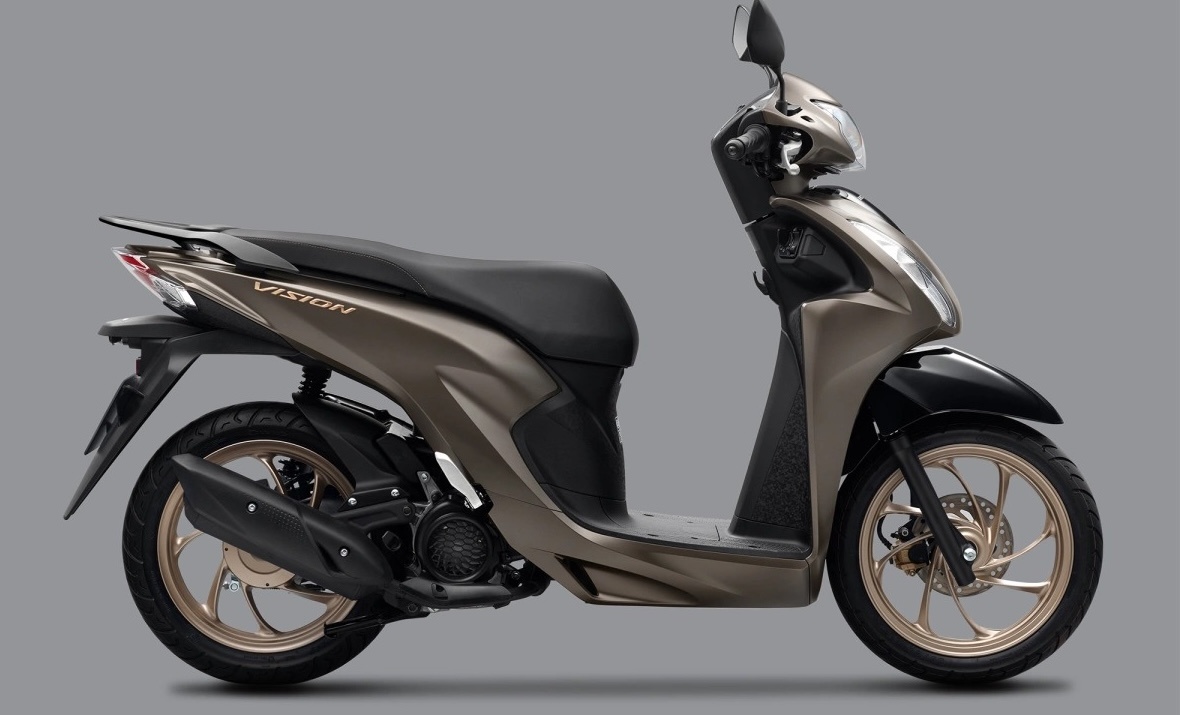 Từng chạm mốc 60 triệu, Honda Vision nay giảm giá sâu, rẻ như cho: Khách mua xe còn được nhận thêm quà