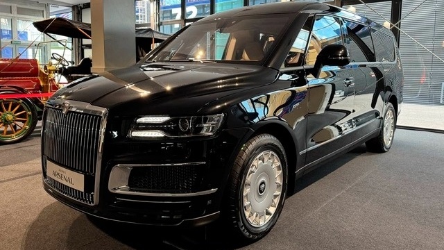 Mẫu MPV thuộc thương hiệu lớn của Nga vừa ra mắt: Nội thất rộng rãi, an toàn, có nhiều trang bị riêng có, giá bán có rẻ như cho?