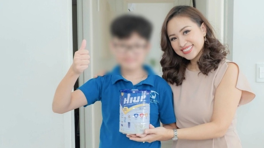 MC Vân Hugo nói bị lợi dụng vụ sữa Hiup, mời luật sư vào cuộc khi dàn lãnh đạo Z Holding bị bắt