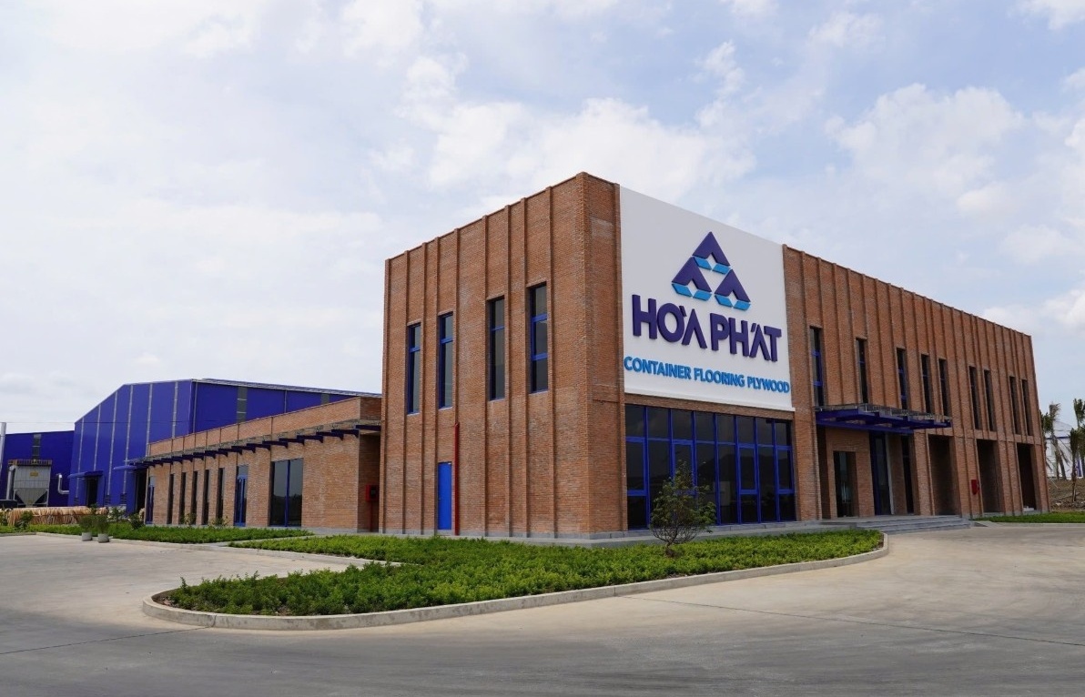 Hòa Phát (HPG) vừa nhận món quà đặc biệt vì giúp người dân 'an cư lạc nghiệp'