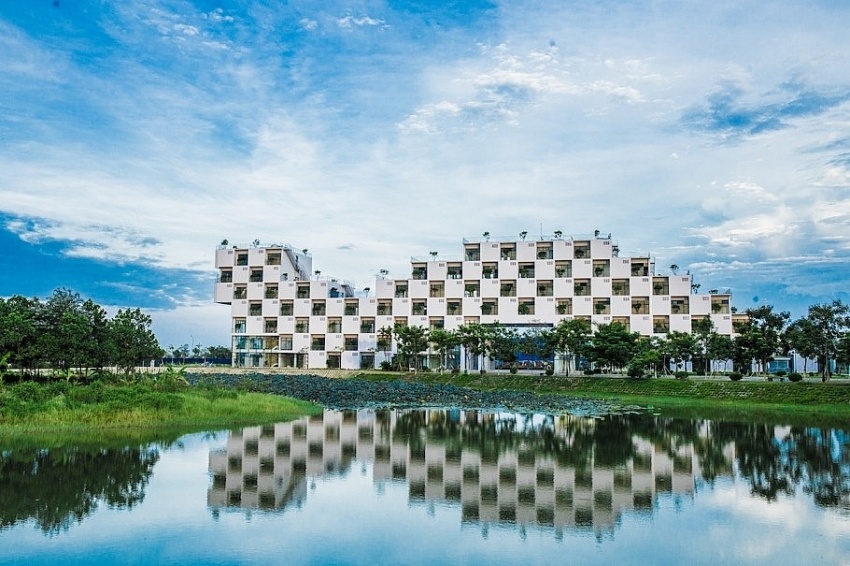 FPT dẫn đầu nhóm đại học tại Việt Nam nếu xét theo tiêu chí sau