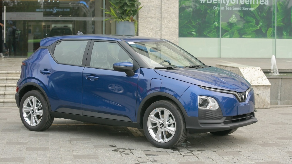 Chạy dịch vụ lăn bánh vượt mốc 160.000km, chủ xe VinFast VF 5 lần đầu vạch rõ con số pin bị chai, tuyên bố luôn sự thật khi lái