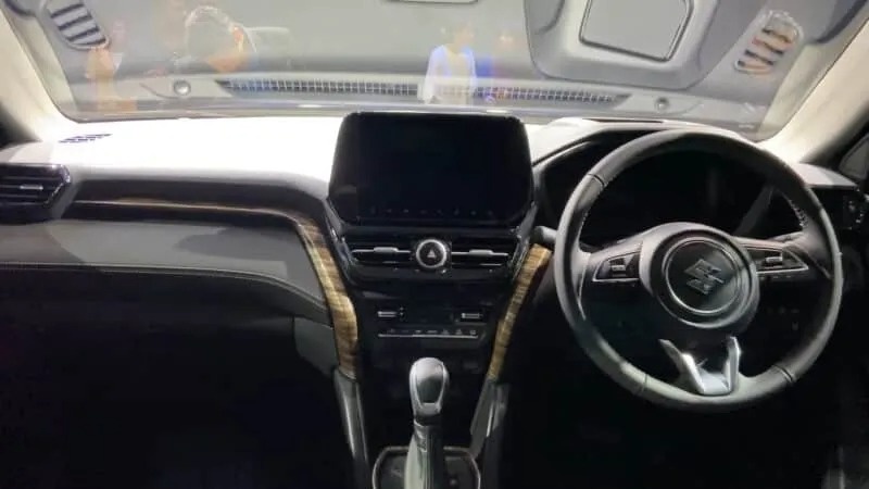 Kia Seltos phải ‘dè chừng’, mẫu SUV hạng B vừa mở bán trong tháng 6/2025: Giá chỉ 358 triệu nhưng rất an toàn và xịn