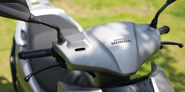 Honda vừa mở bán 'xe ga quốc dân' 125cc mới: Trang bị 'xịn' không kém Air Blade, giá siêu mềm
