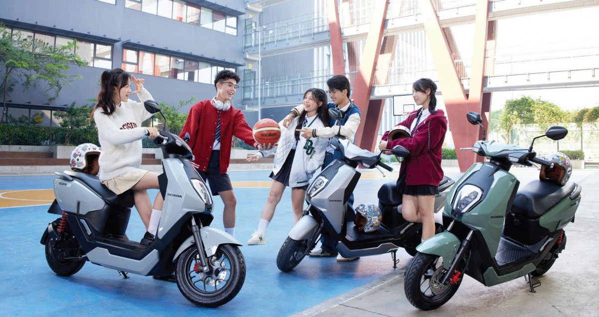 Cầm 30 triệu mua xe máy điện: Ngỡ khó mà dễ, chọn đúng là 'hời'