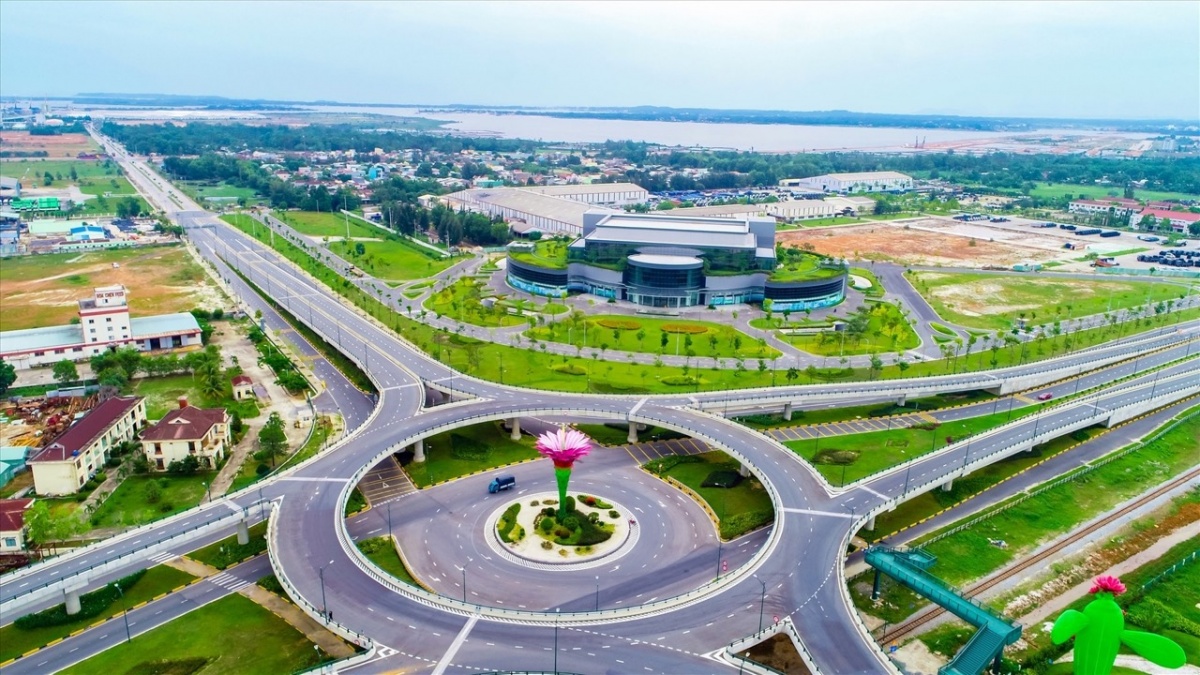 Việt Nam sắp đón thêm khu phi thuế quan gần 750ha, nối liền với đường sắt cao tốc và cảng biển