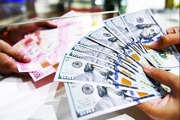 Tỷ giá hôm nay 25/6: USD giảm ở ngân hàng, thị trường tự do tăng mạnh