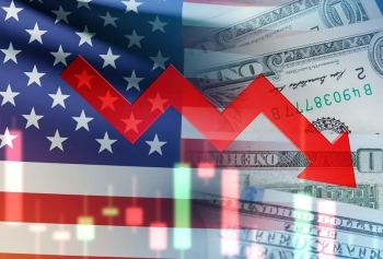 Kinh tế Mỹ ngấm đòn thuế quan: GDP bất ngờ tăng trưởng âm, chi tiêu tiêu dùng yếu nhất 3 năm