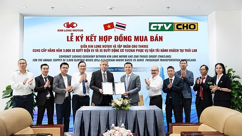 Sau VinFast, một hãng ô tô Việt lần đầu xuất khẩu hàng nghìn xe điện ra quốc tế