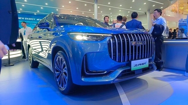 Song song xây nhà máy 20.000 tỷ tại Thái Bình, hãng xe này vừa ra mắt mẫu SUV mới toanh, vượt 1.300 km không cần đổ xăng, đủ sức 'hất văng' CX-8