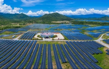 Sau điện hạt nhân, Ninh Thuận muốn 'thắp sáng' cả nước bằng năng lượng tái tạo