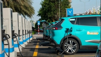 'Ông lớn' ngành điện muốn mở 1.000 trạm sạc với Vingroup tham vọng mở 1.000 trạm sạc: Vừa báo doanh thu 15.000 tỷ sau 5 tháng