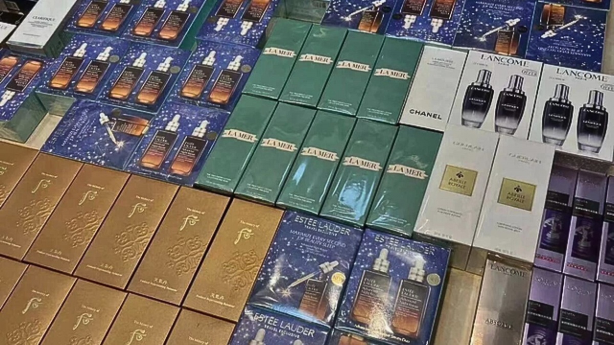 Tịch thu 190.000 sản phẩm trị giá hơn 198 tỷ đồng mỹ phẩm Estée Lauder, Lancôme, Shiseido giả: Nhân viên kho chưa từng gặp ông chủ, âm thầm vận hành c