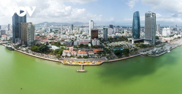 Vì sao nhiều tỉnh, thành muốn lập khu thương mại tự do?