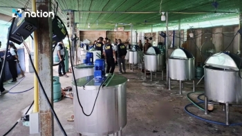 Phát hiện 172.000 chai siro ho giả, máy móc nguyên liệu trị giá hơn 16 tỷ đồng: Tạo ra hỗn hợp gây nghiện phổ biến trong giới trẻ có tên gọi 4X100
