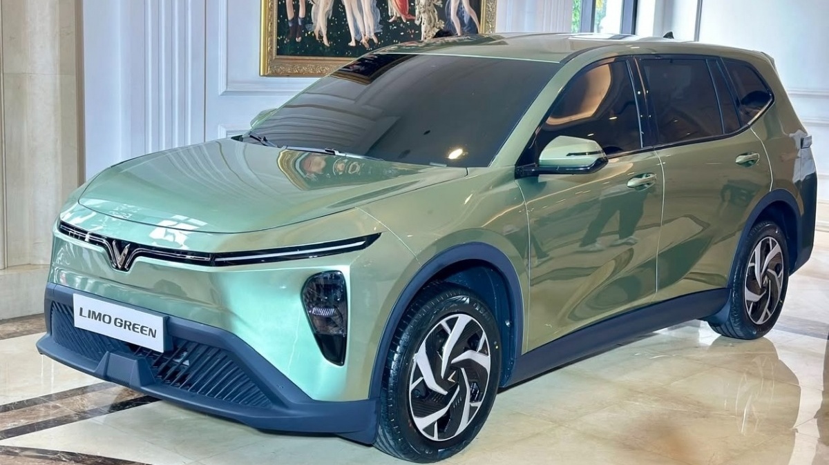 Mẫu MPV điện ‘quốc dân’ VinFast Limo Green: Giá chỉ 749 triệu, mạnh gấp đôi Xpander, chạy 450km/1 lần sạc