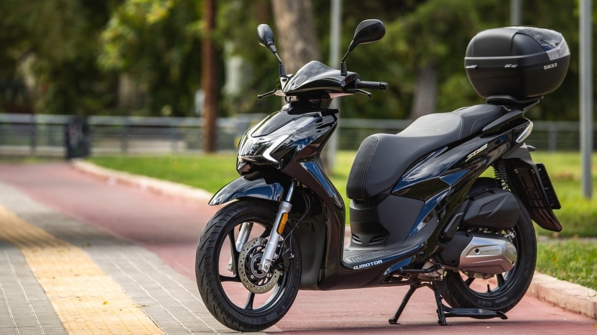 ‘Siêu tay ga’ thiết kế y hệt Honda SH 2025, thông số mạnh mẽ, giá lại rẻ như cho nhưng khách hàng phải chấp nhận ‘đánh đổi’