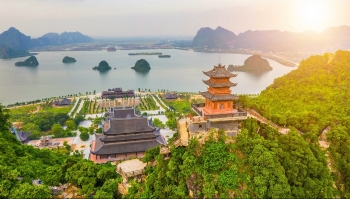 Tỉnh mới Ninh Bình sau sáp nhập: Thu ngân sách top 5 Việt Nam, nhưng doanh nghiệp lớn nhất trên sàn lại là một hãng may
