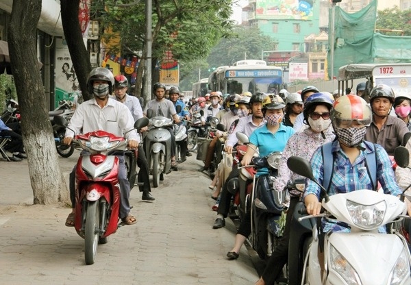 Từ 2025: Hành vi nhiều người đi xe máy tưởng lỗi nhỏ nhưng bị phạt tới 6 triệu đồng, cần biết để không vi phạm